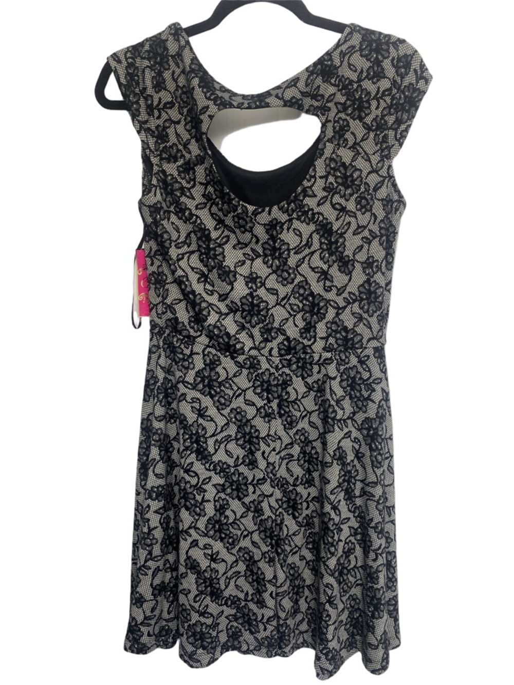 Candie's Black & White Floral Lace Heart Cutout Fit & Flare Dress Large - Picture 3 of 5